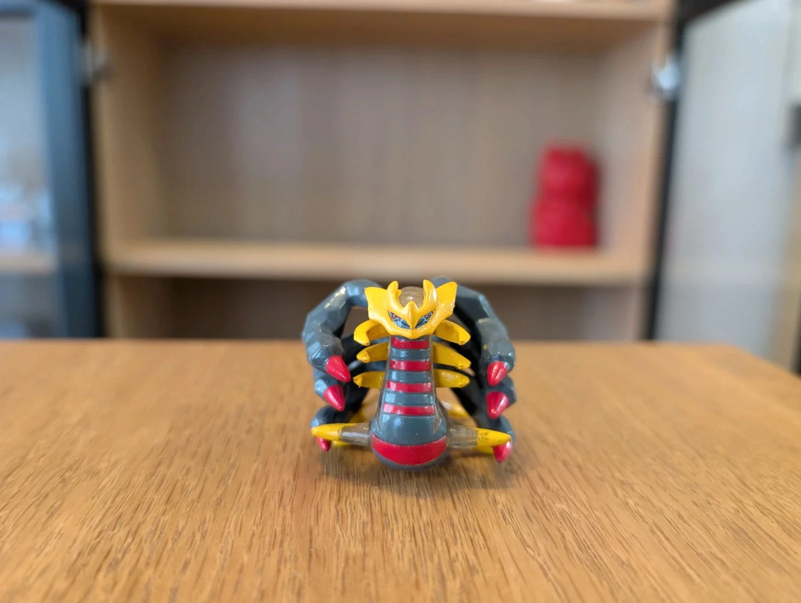 Pokémon Tomy Figurine Giratina Clear