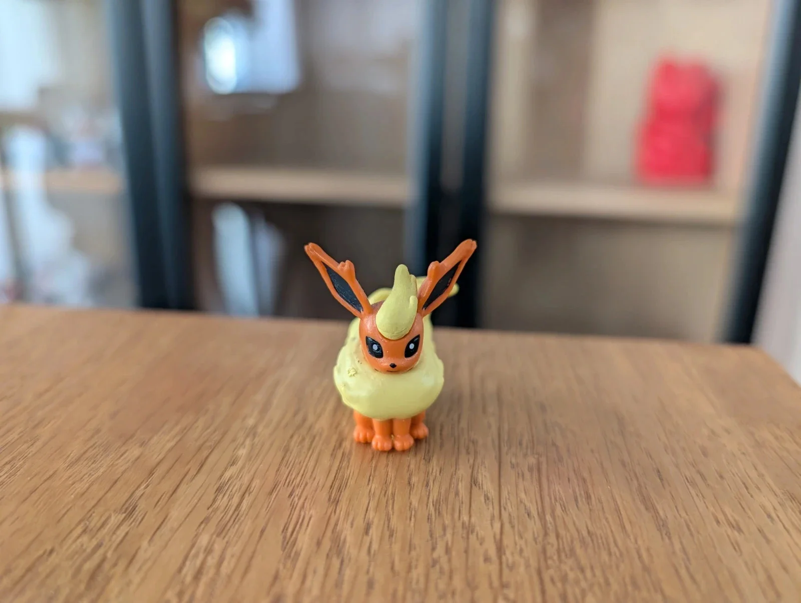 Flareon Pokémon figurine