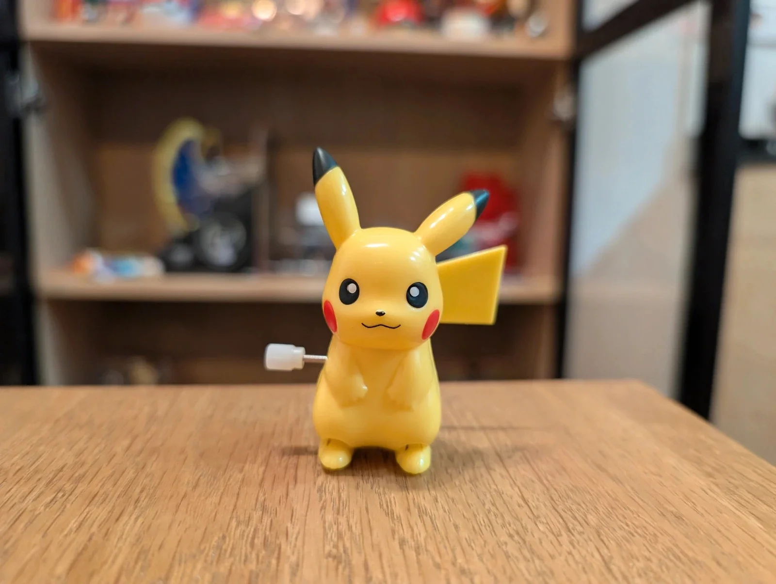 Pokemon Pikachu Wind Up Walking T-ARTS Pikachu