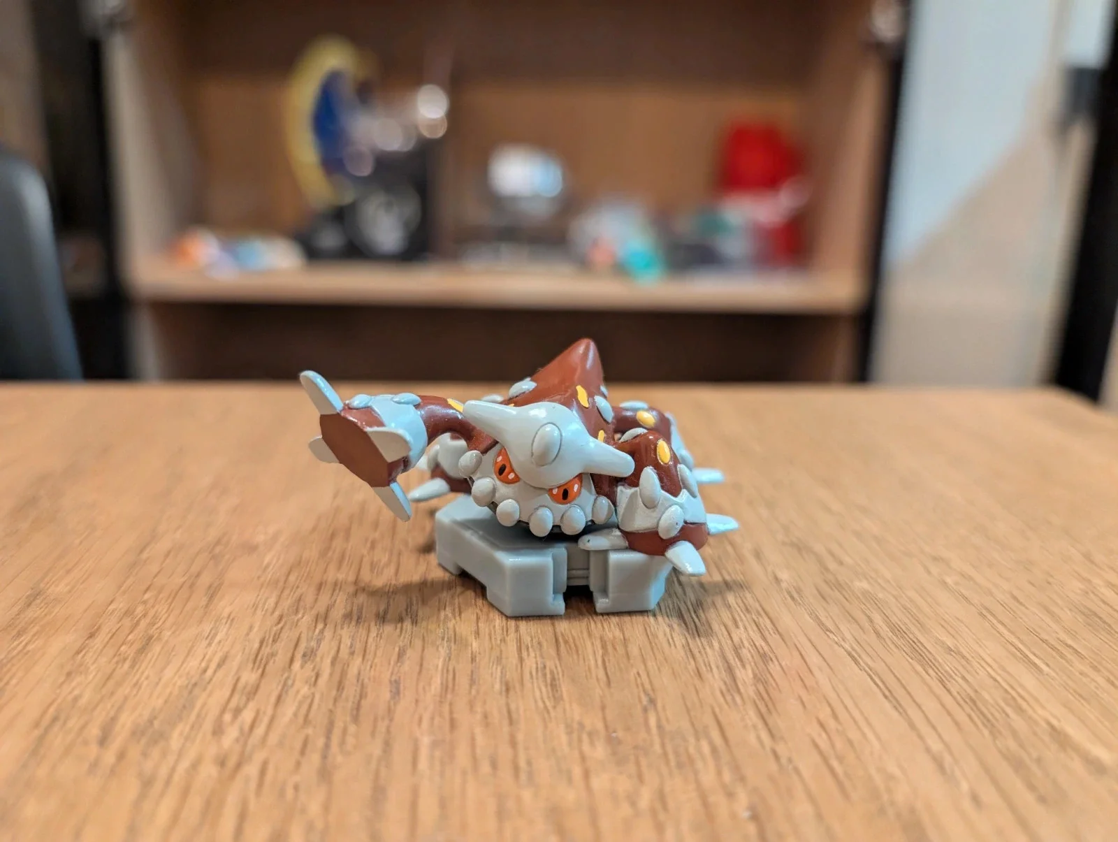 Figura Pokémon Heatran Tomy P-Series