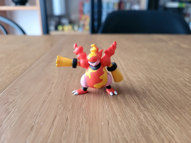 Figura Pokémon Magmotar Zukan