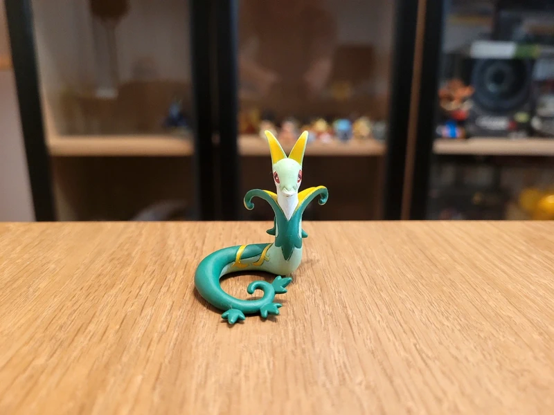 Figura Pokémon Tomy Zukan Serperior