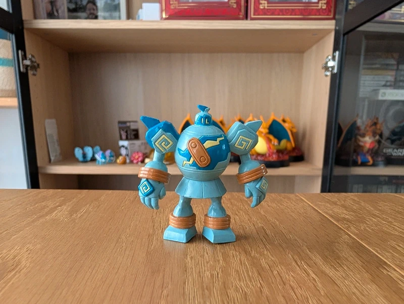 Pokémon Tomy Figurine Golurk