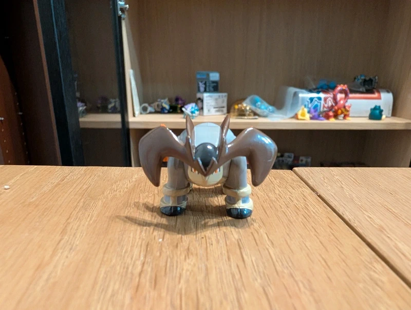 Pokémon Tomy Figurine Terrakion