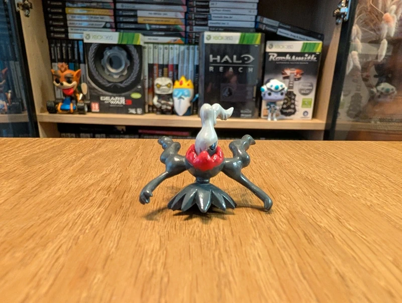 Pokemon Tomy T-ARTS Darkrai
