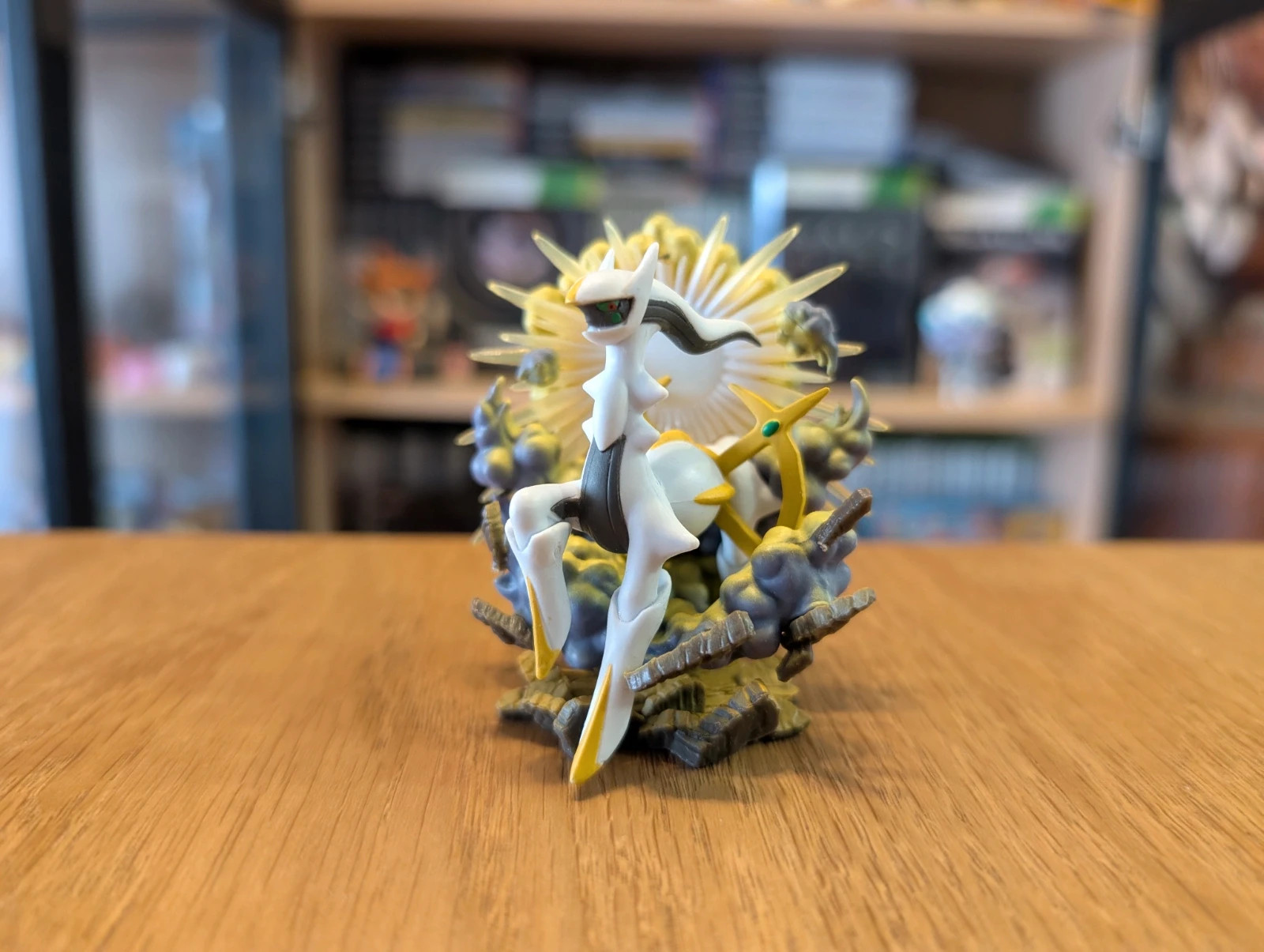 Pokémon Kaiyodo Arceus Figurine