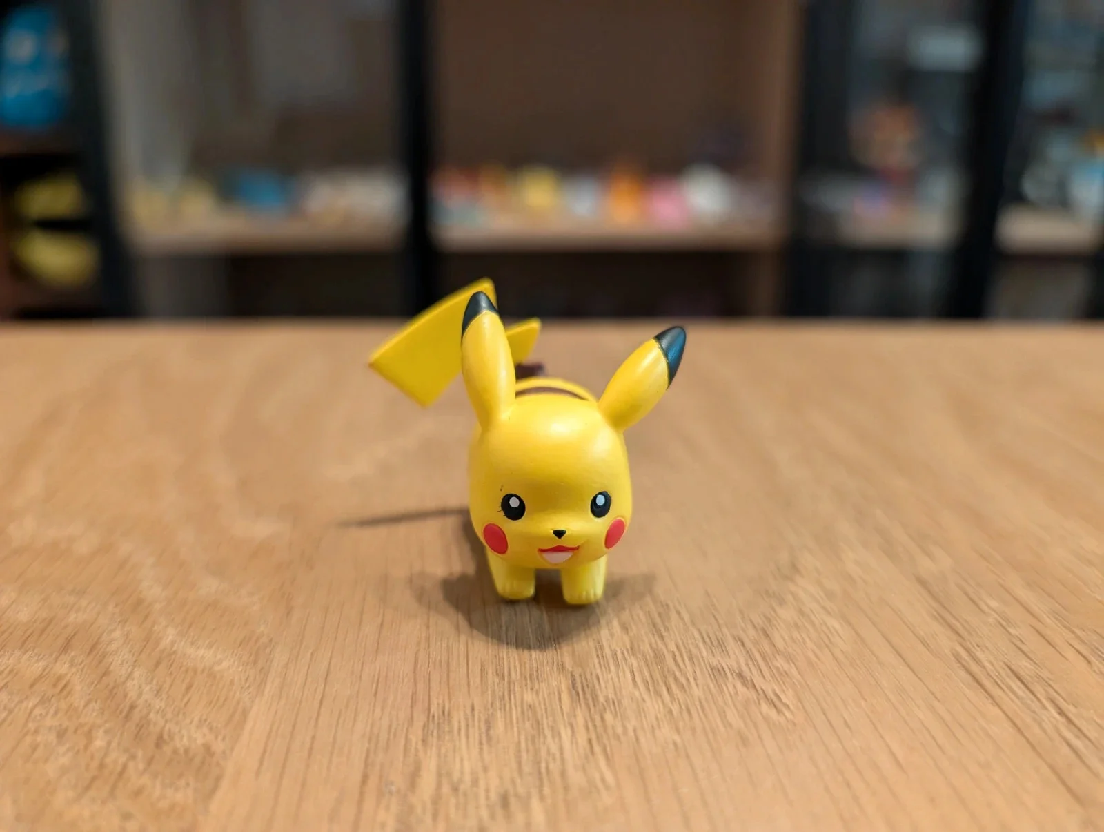 Pokémon Tomy Figurine Pikachu