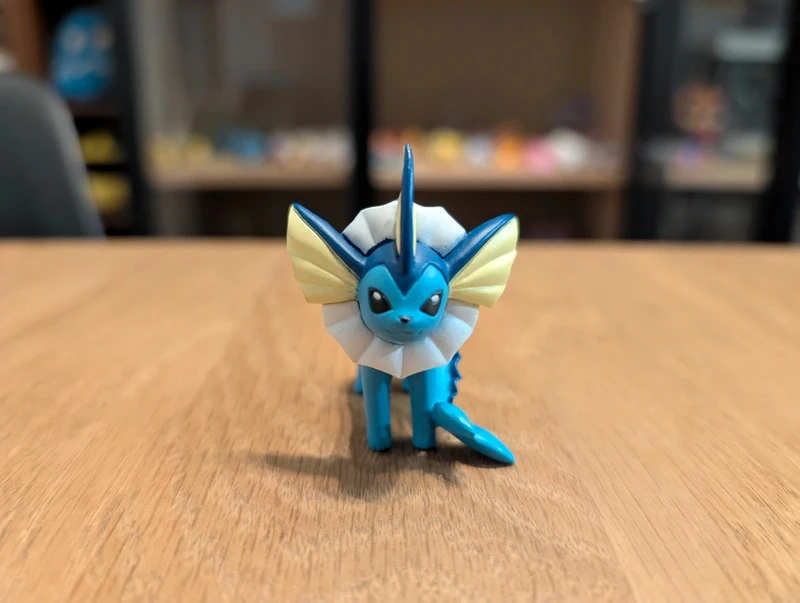 Pokémon figurine Tomy Vaporeon Mate