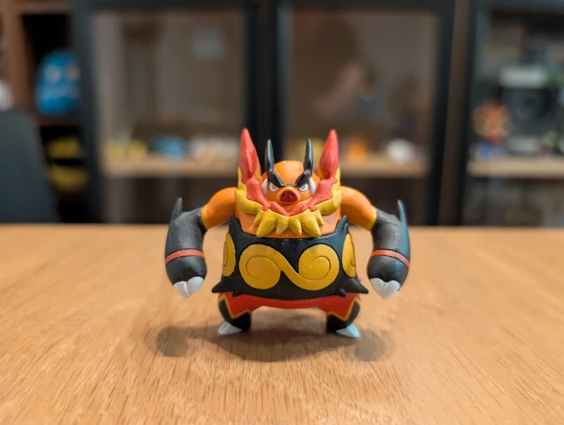 Pokémon Banpresto Emboar Figurine Keychain