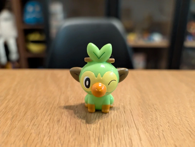 Pokémon Grookey figurine