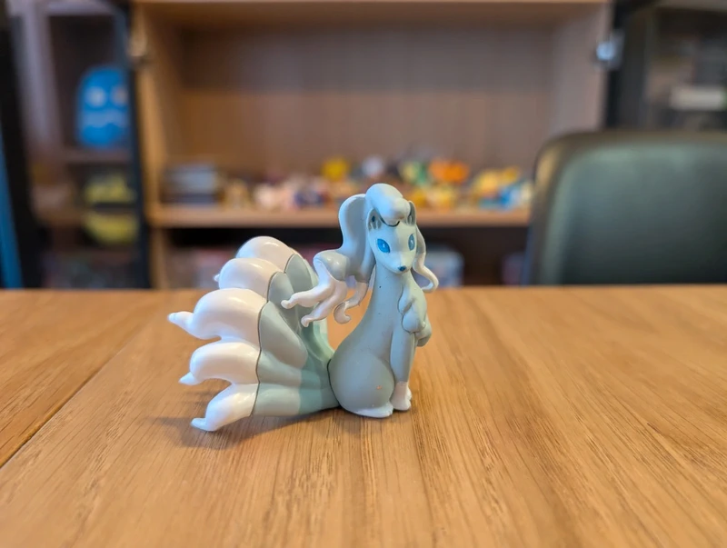 Pokémon T-ARTS Ninetales Alola