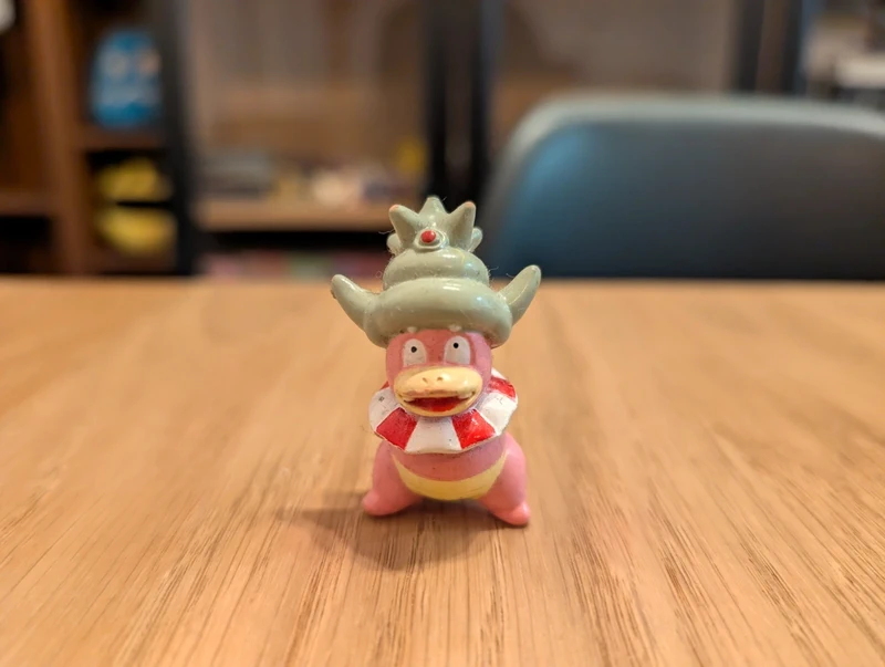 Pokémon Nintendo Keychain Slowking figurine