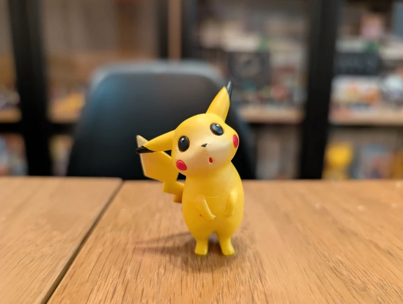 Pokémon Tomy Figurine Pikachu
