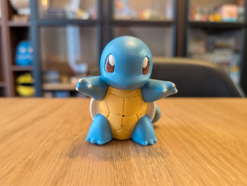Pokémon Tomy Electronic Squirtle figurine