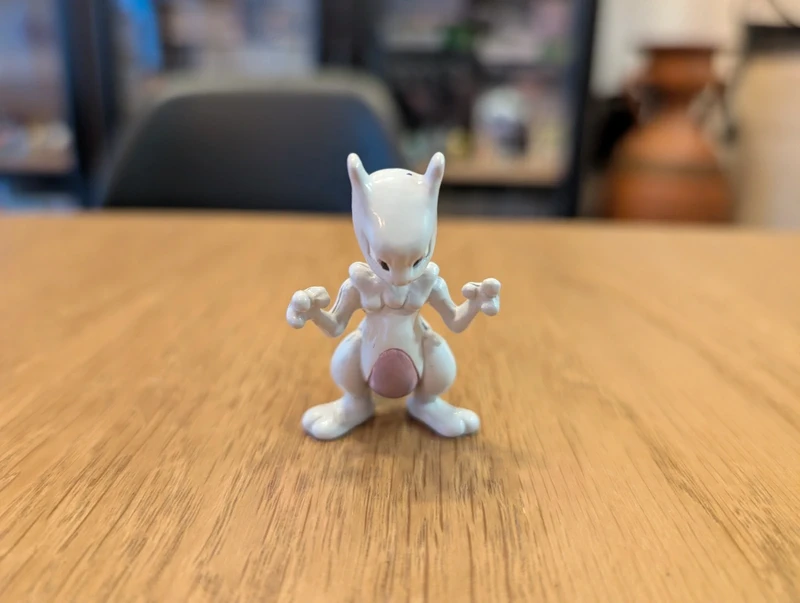 Pokémon Tomy Figurine Mewtwo