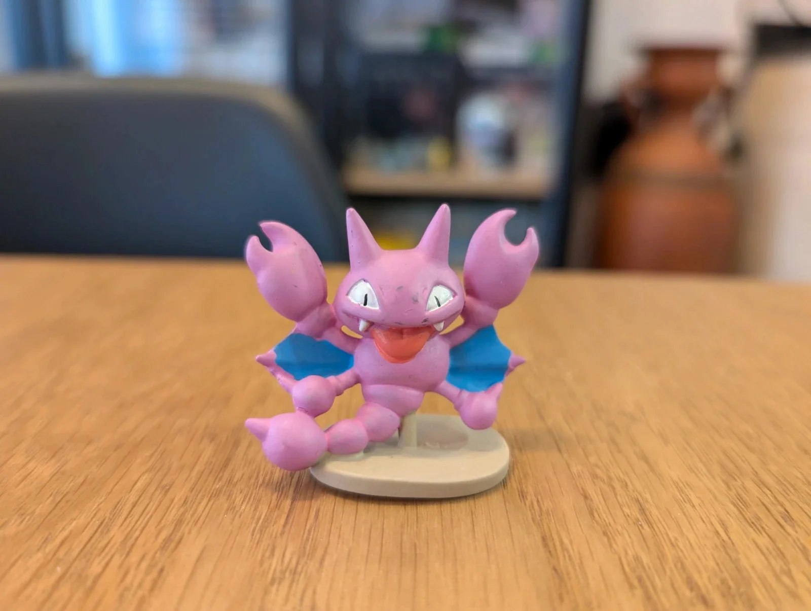 Pokémon Gligar Figurine