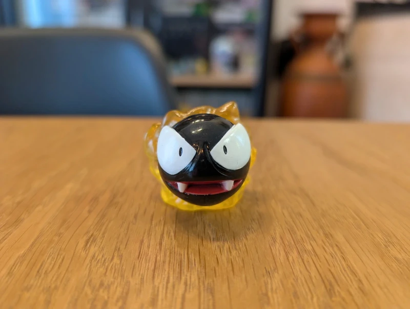 Pokémon Gastly figurine