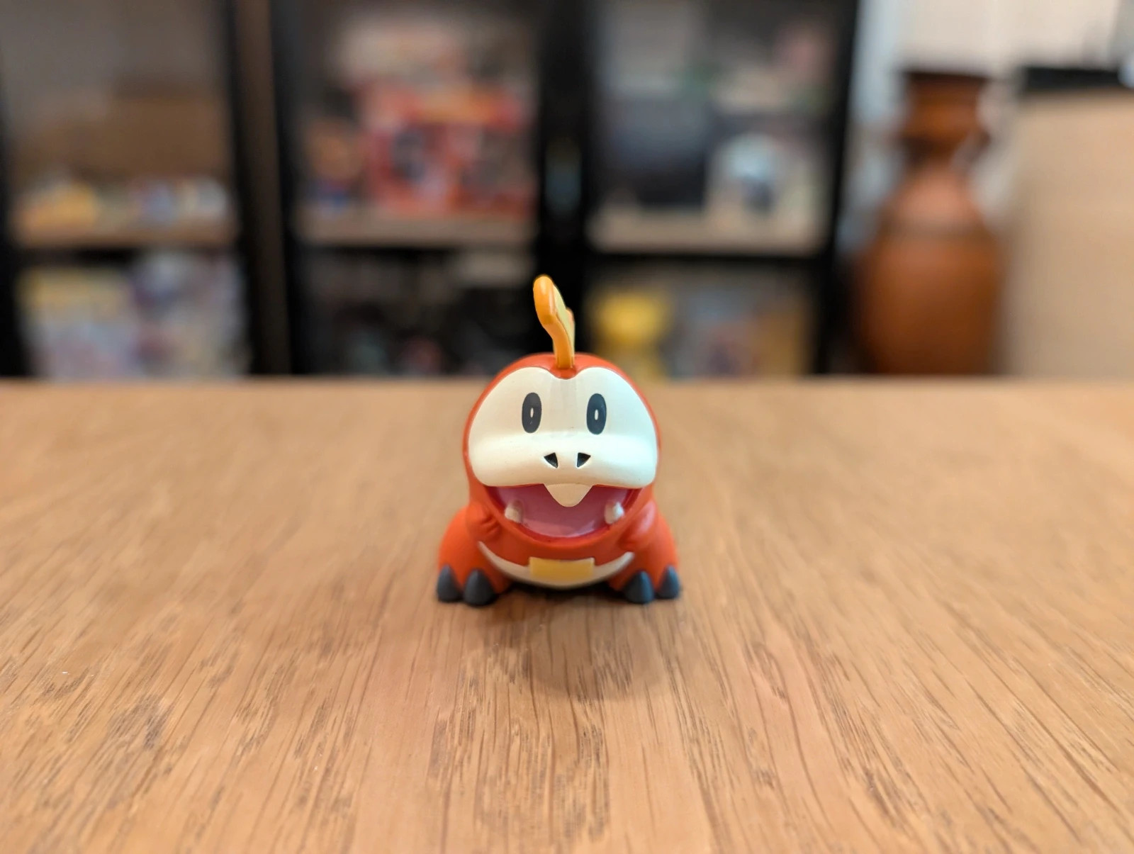 Pokémon Tomy Fuecoco figurine