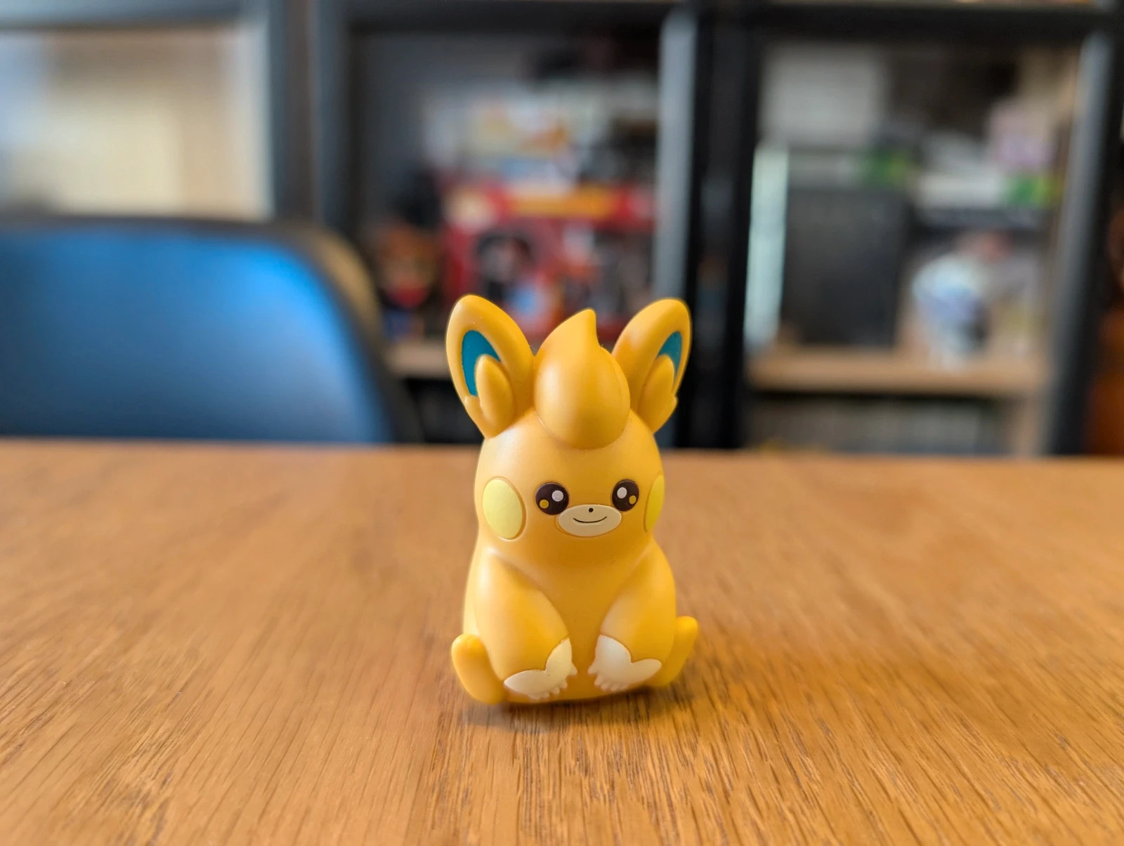Pokémon Kids figurine Bandai Pawmo
