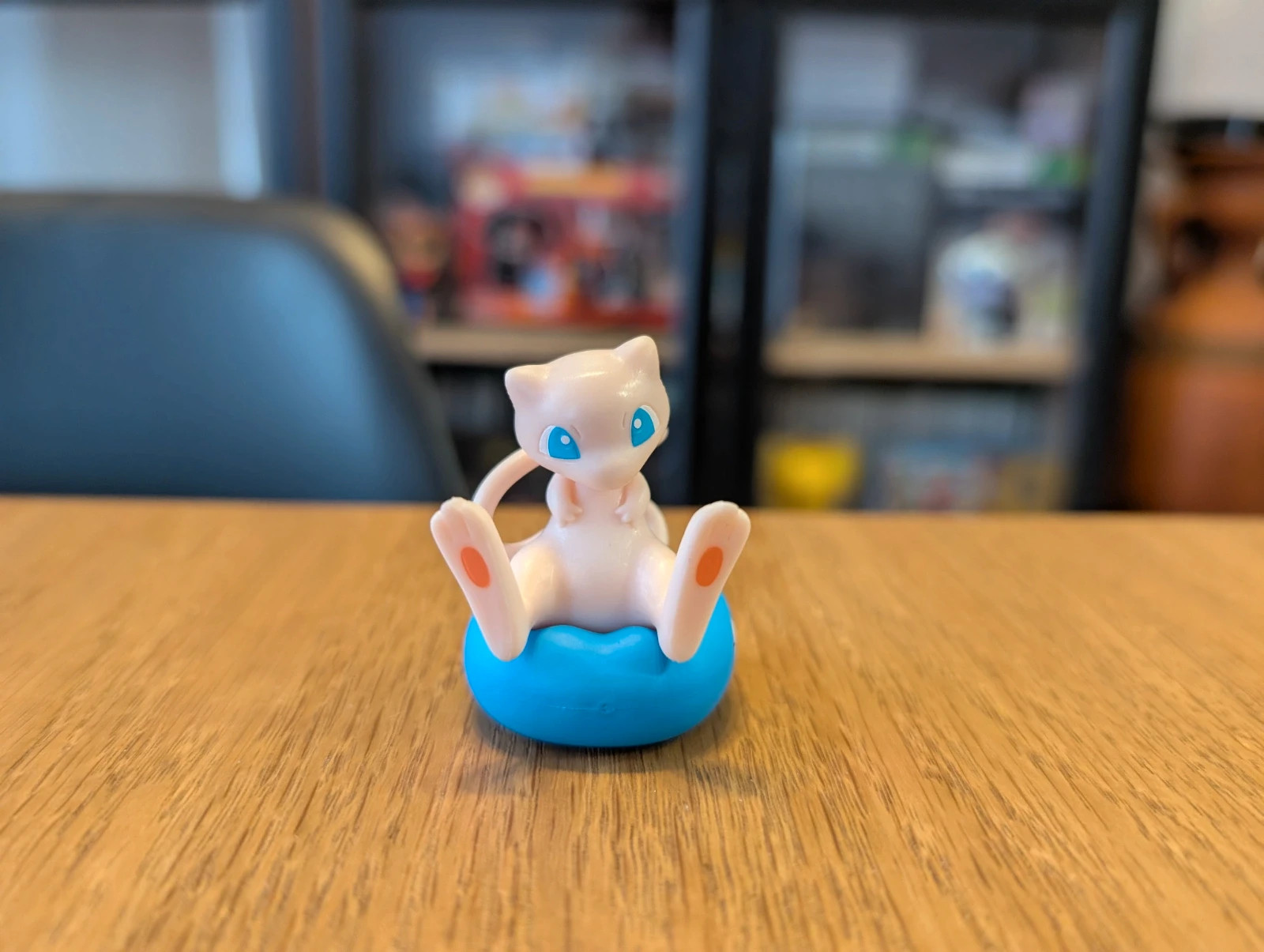 Pokémon Tomy T-ARTS Figurine Mew