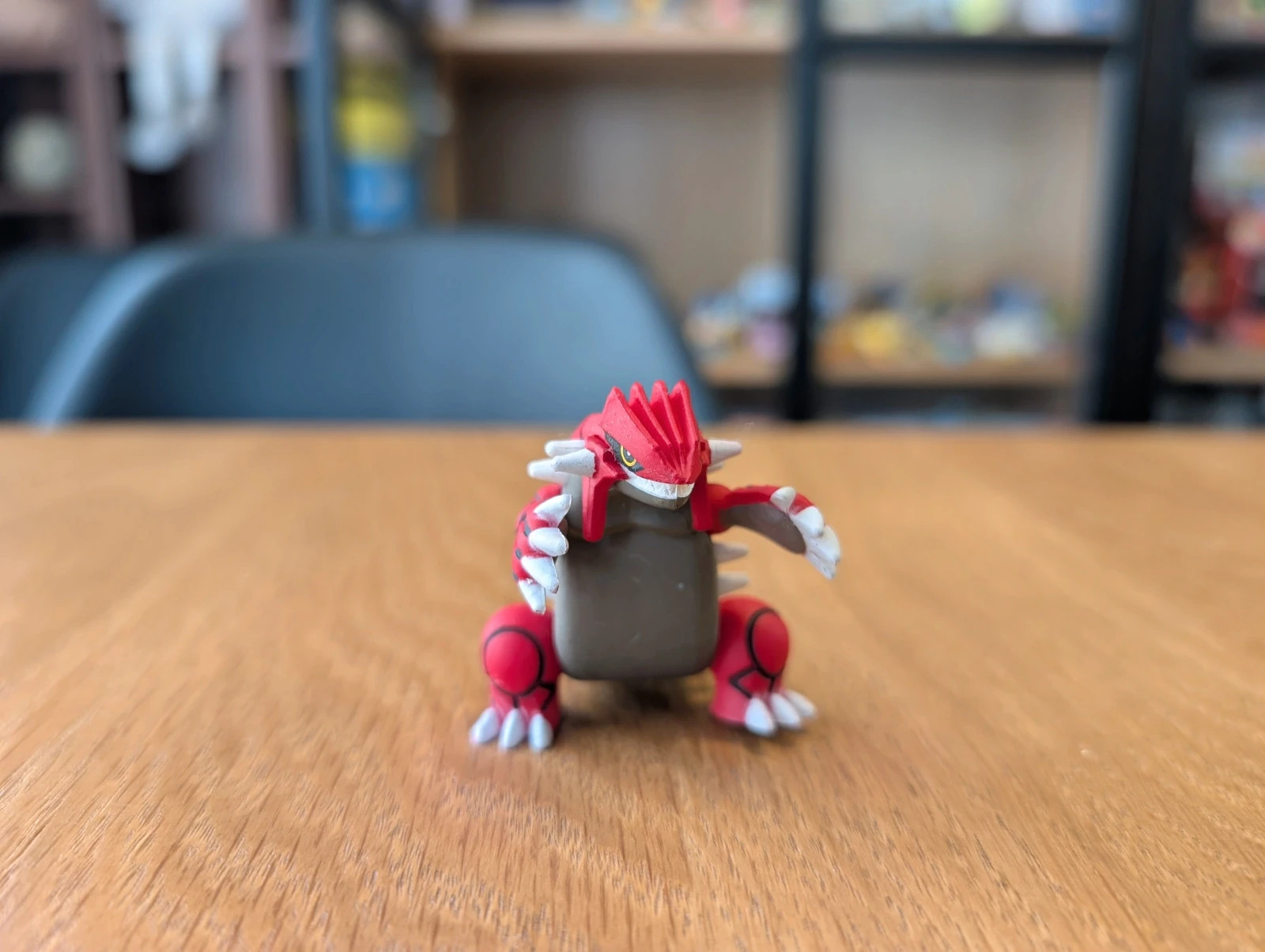 Pokémon Yoshinoya Groudon figurine
