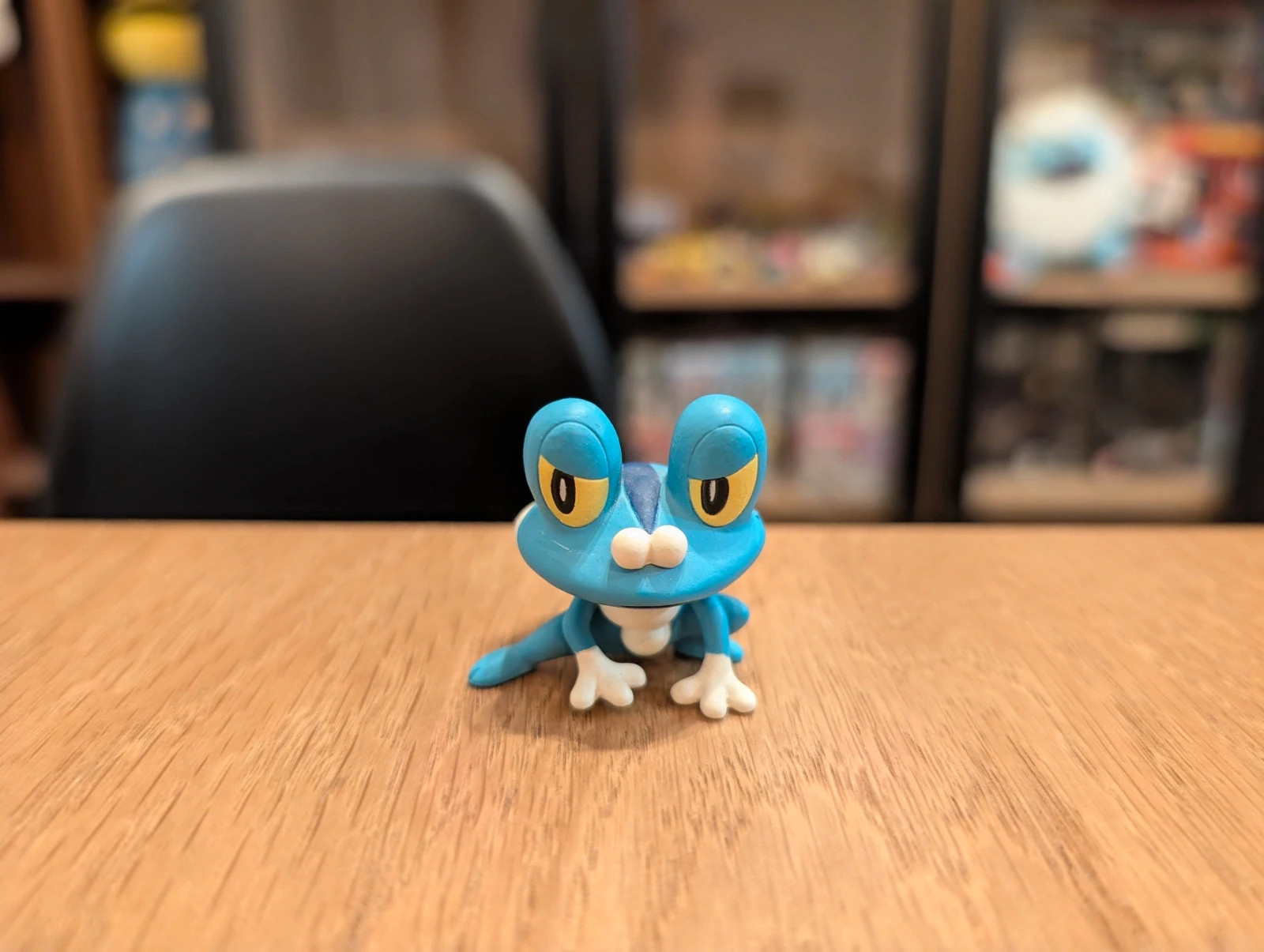 Pokémon Tomy Figurine Froakie