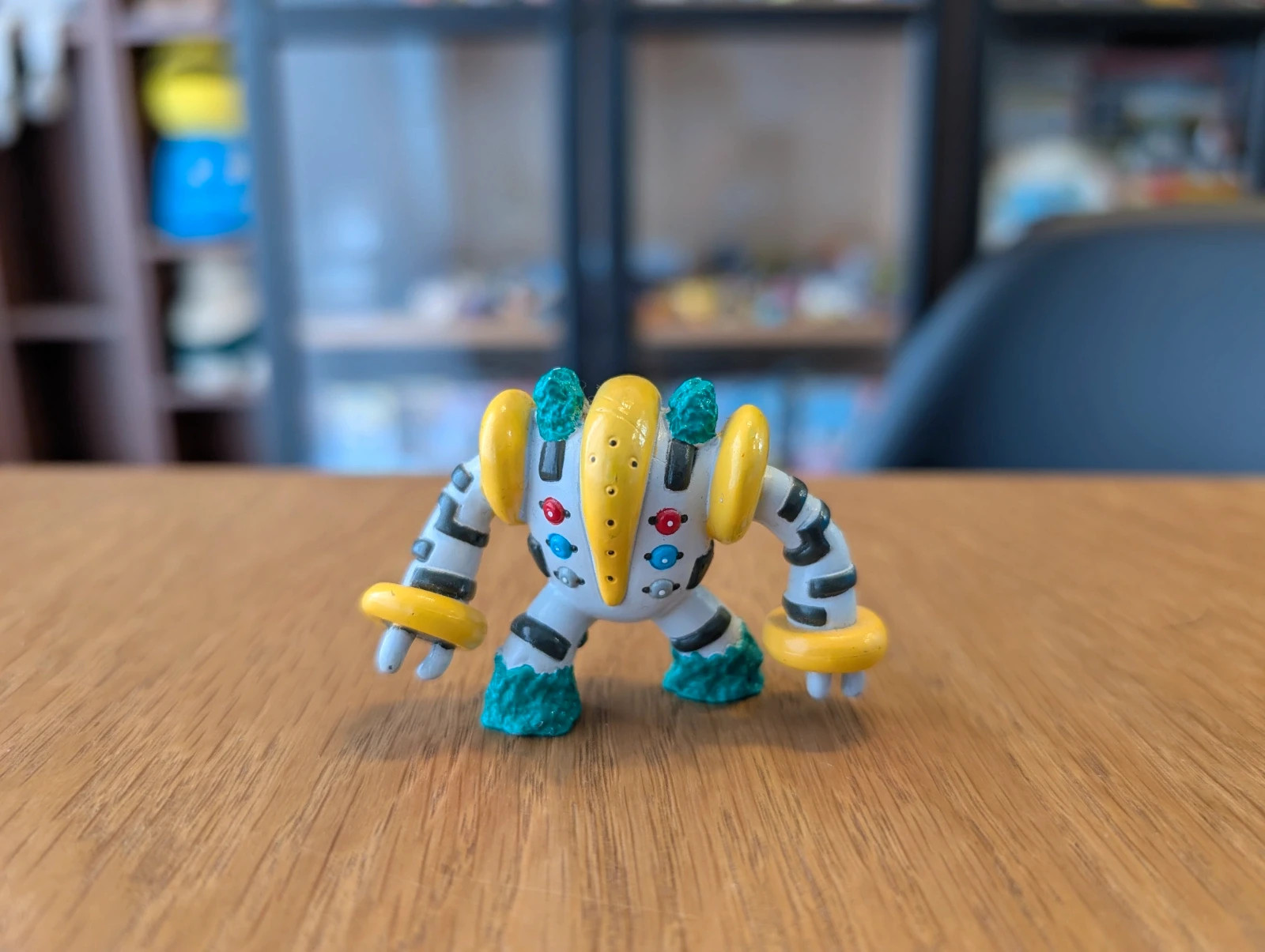 Pokémon Tomy Figurine Regigigas