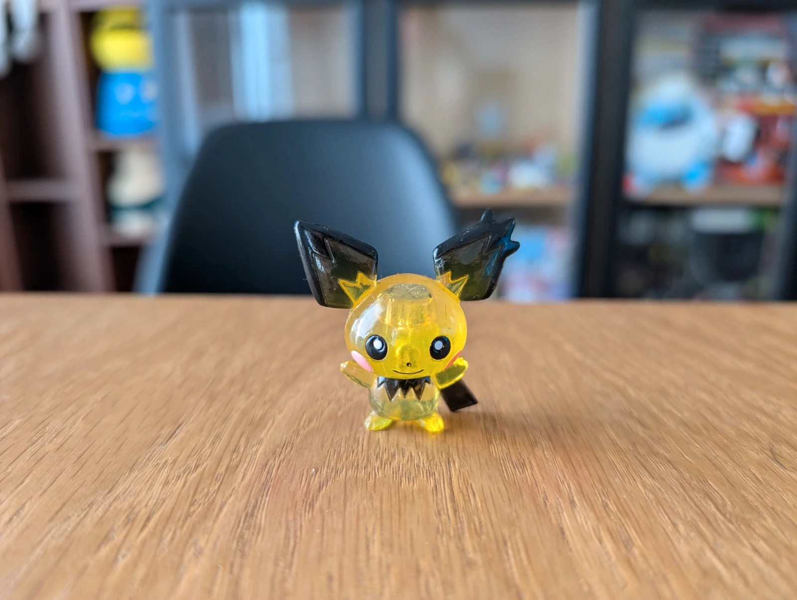 Pokémon Tomy Clear Figurine Pichu