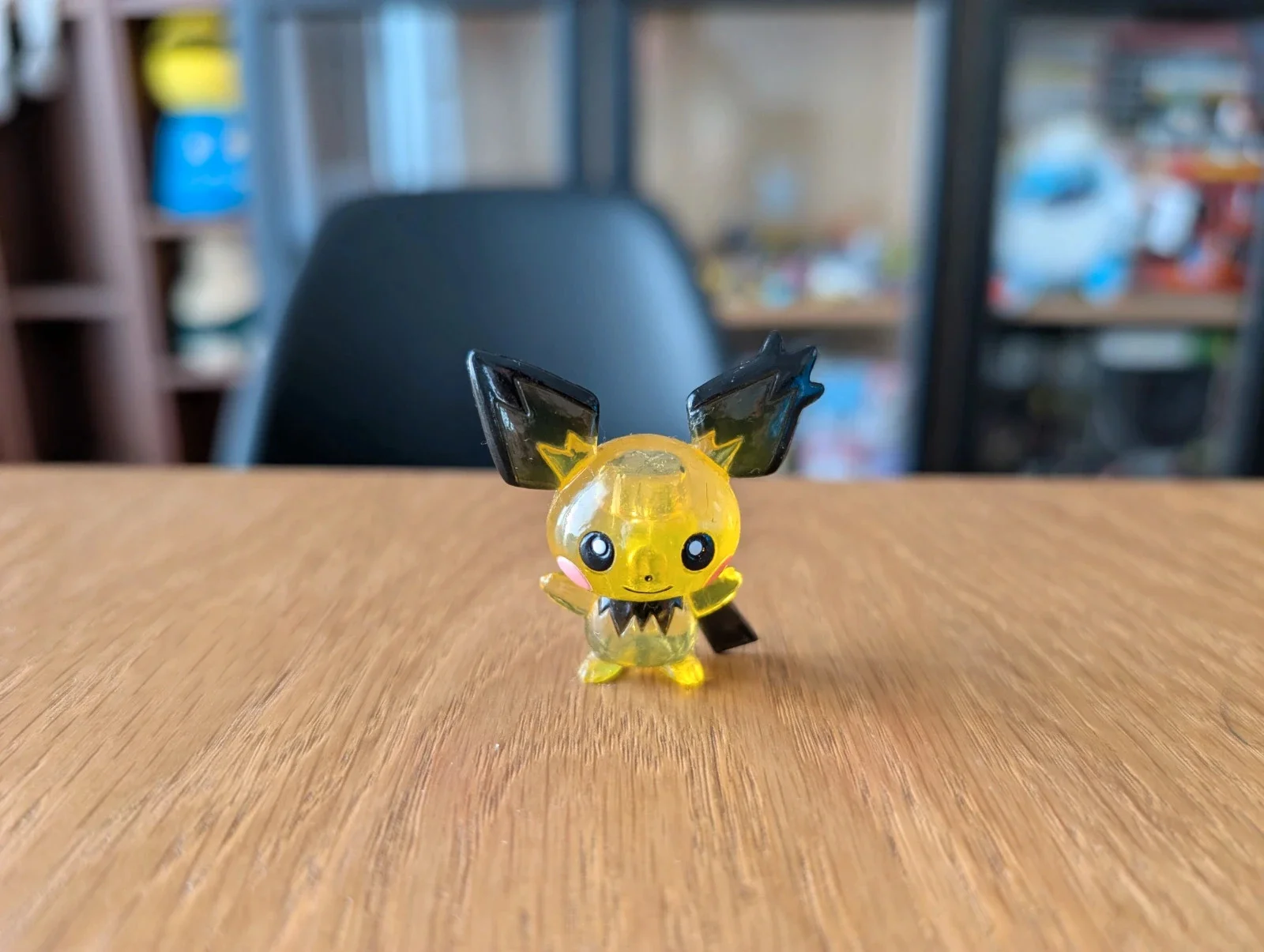 Pokémon Tomy Clear Figurine Pichu