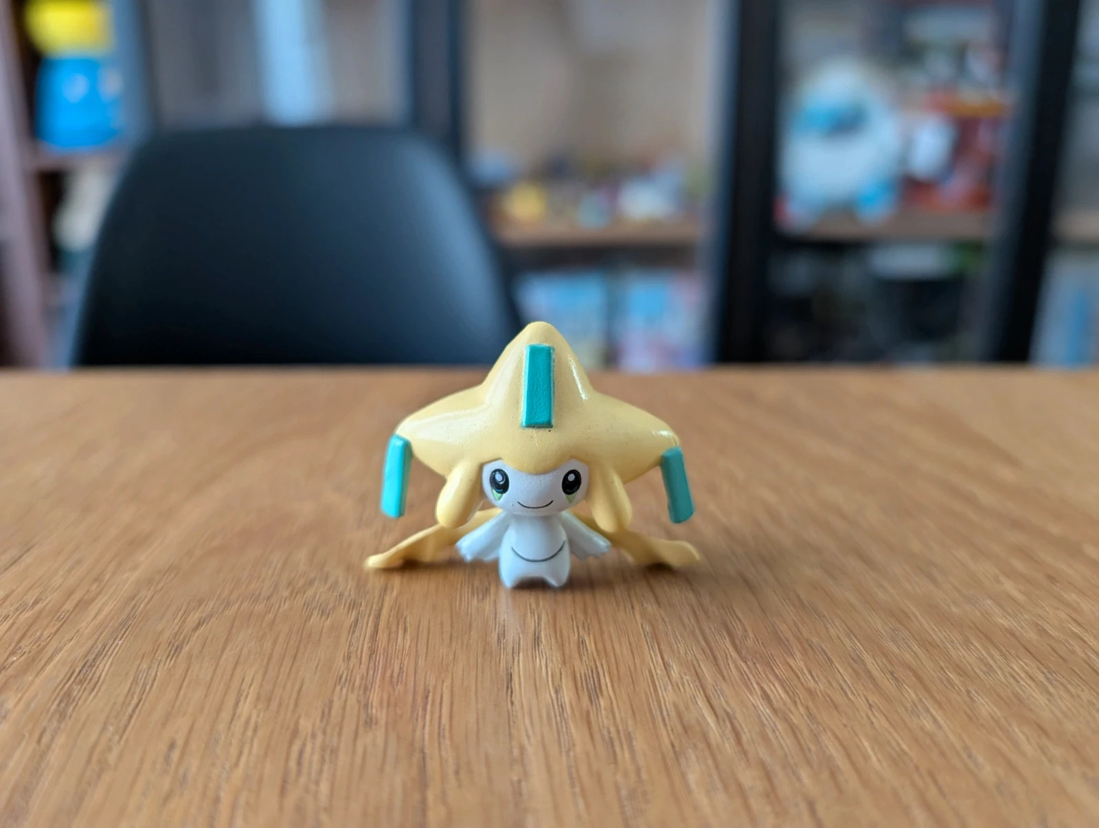 Pokémon Tomy Figurine Jirachi