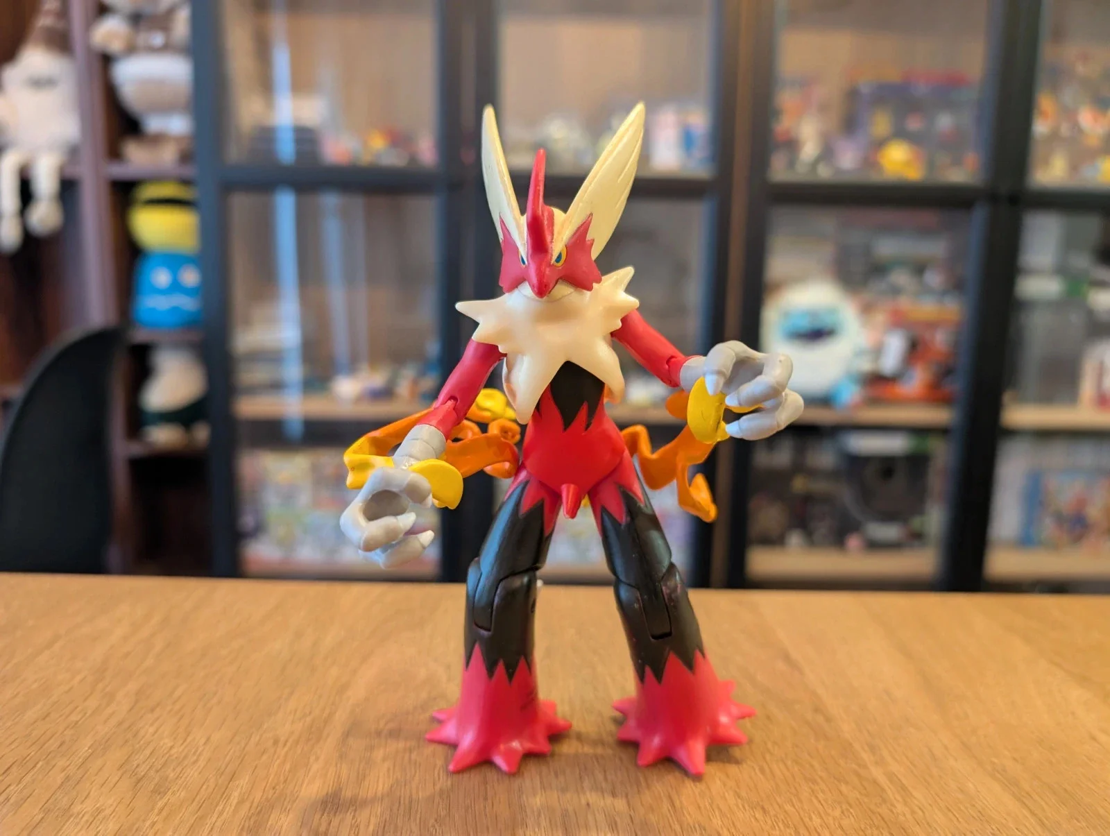Pokémon Tomy Figurine Mega Blaziken