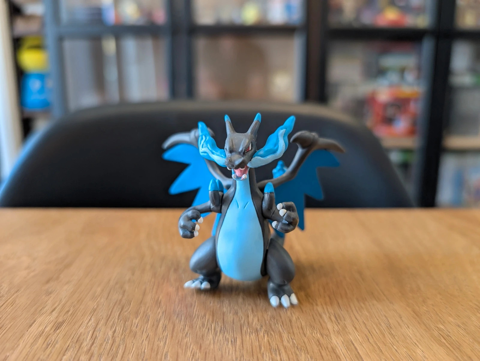 Pokémon Tomy Figurine Mega Charizard X