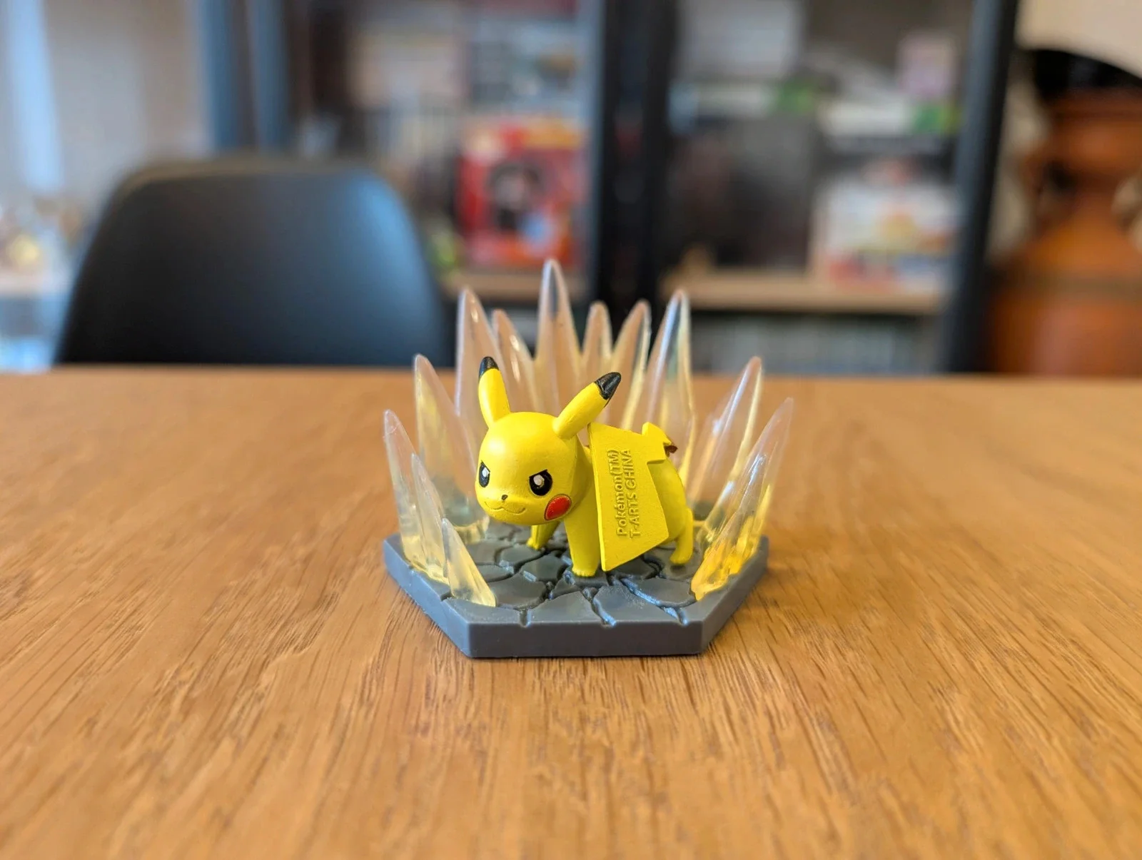 Pokémon Tomy T-ARTS Pikachu