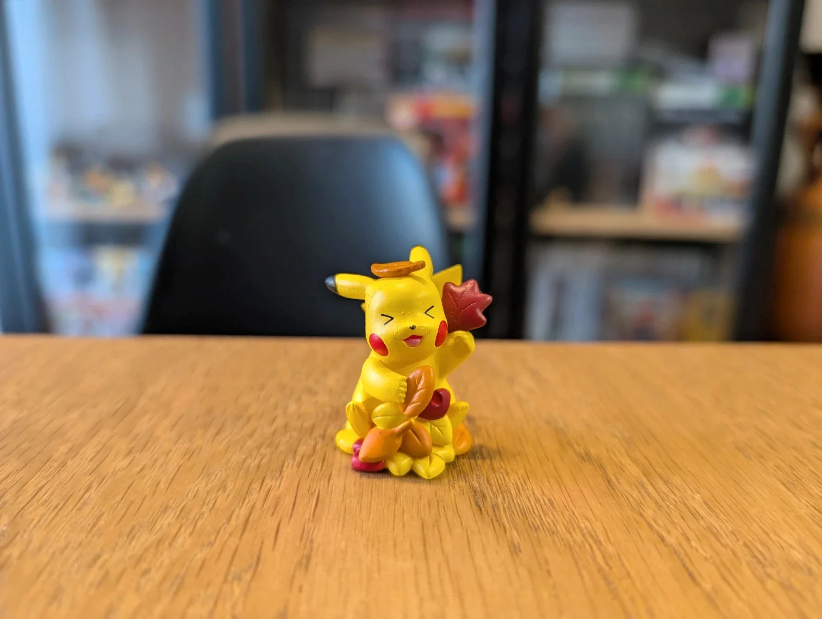 Pokémon Tomy T-ARTS Pikachu