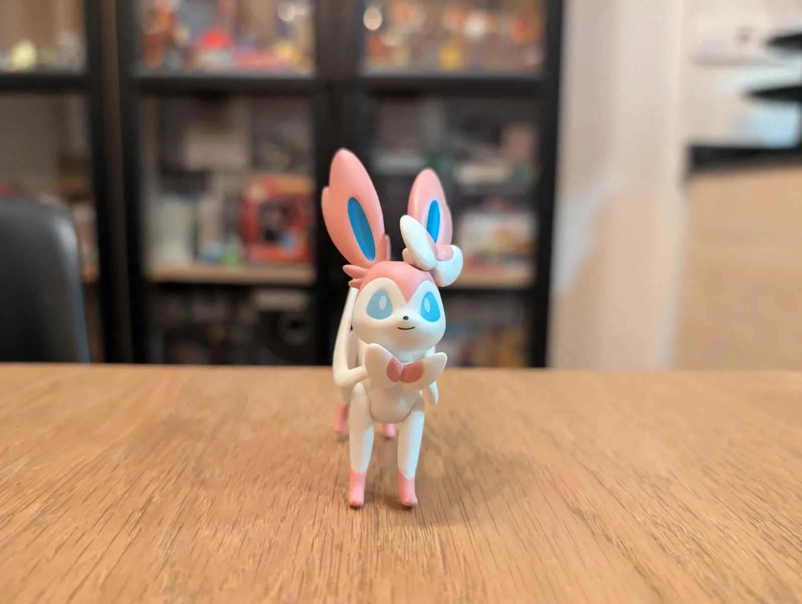Pokémon Tomy Figurine Sylveon