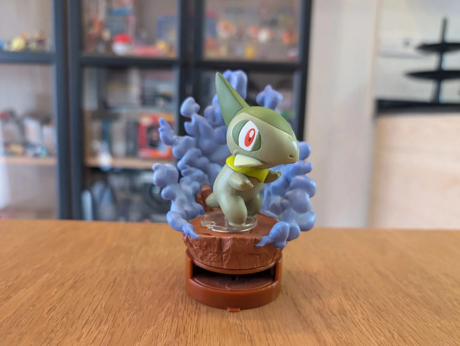 Pokemon Axew Jakks figurine