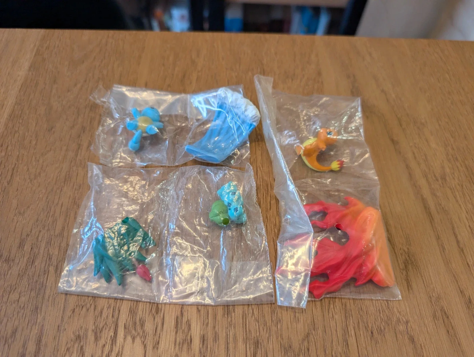 Pokémon Tomy T-ARTS Vignette Charmander, Squirtle, Bulbasaur