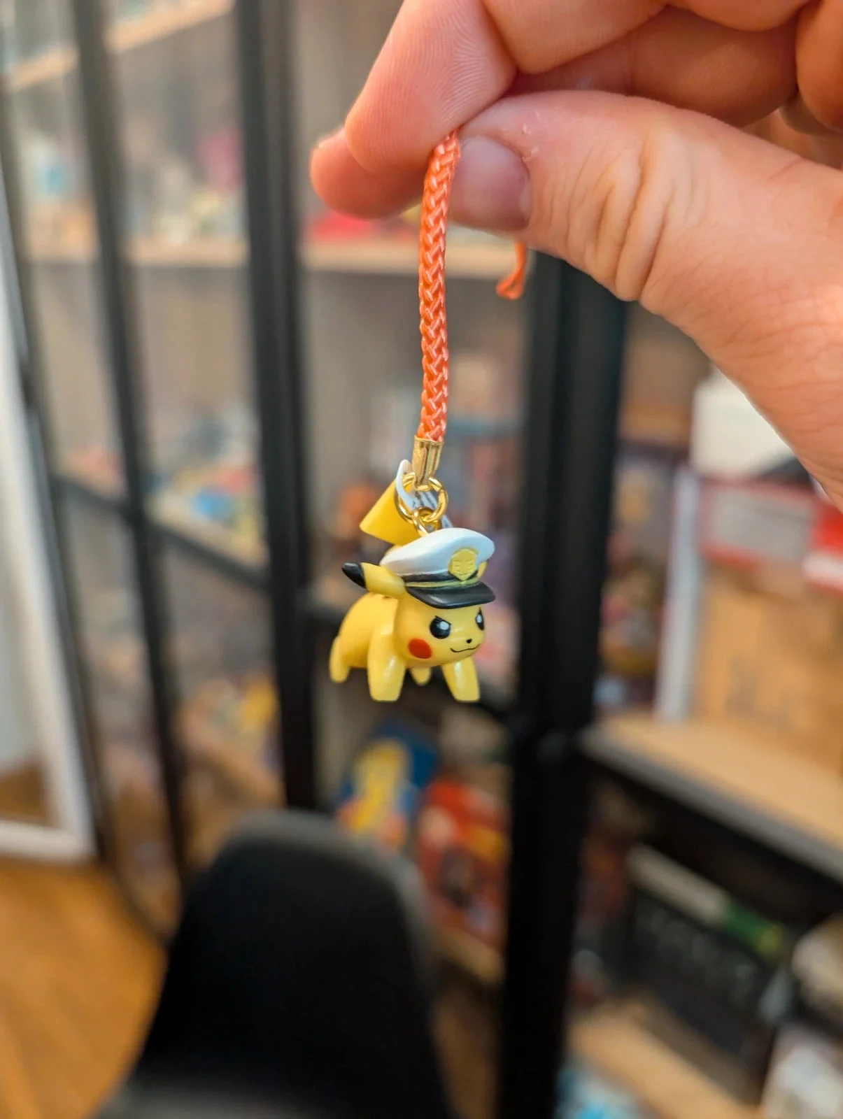 Pokémon Keychain Captain Pikachu T-ARTS