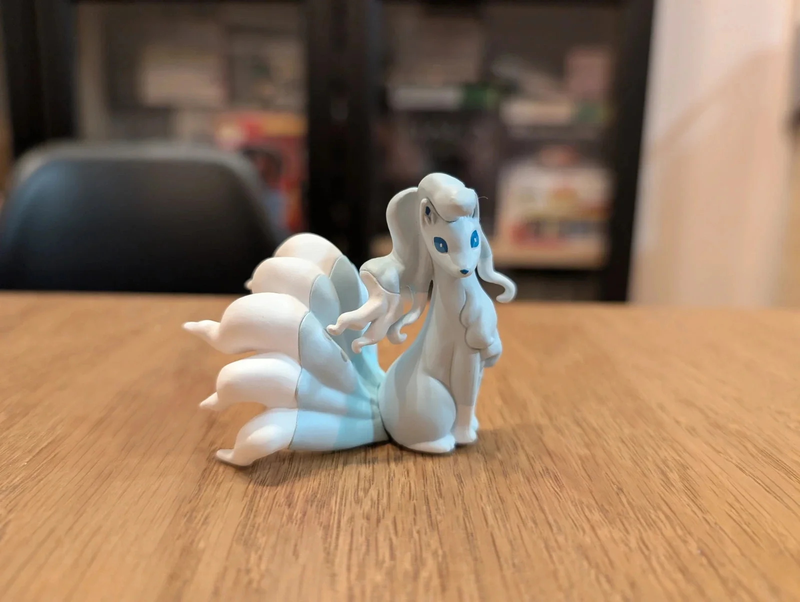 Pokémon T-ARTS Ninetales Alola