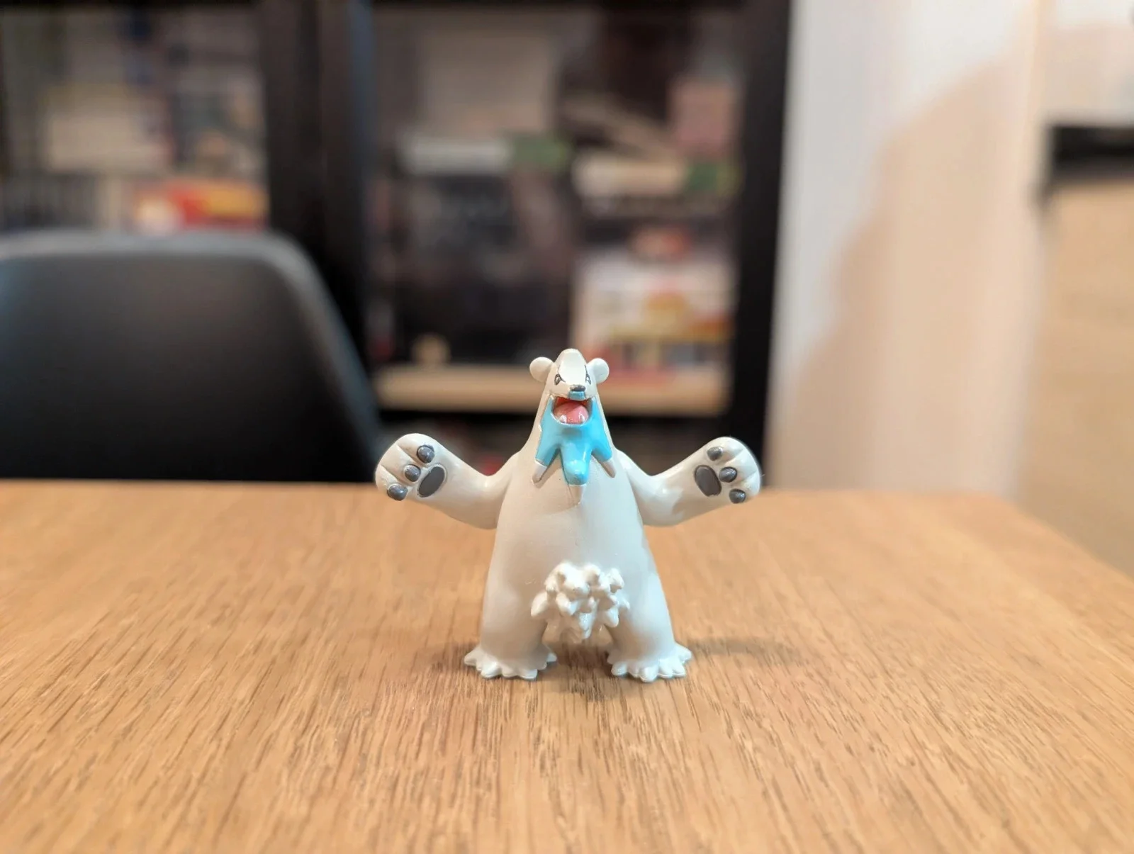 Pokemon Figurine Beartic Tomy
