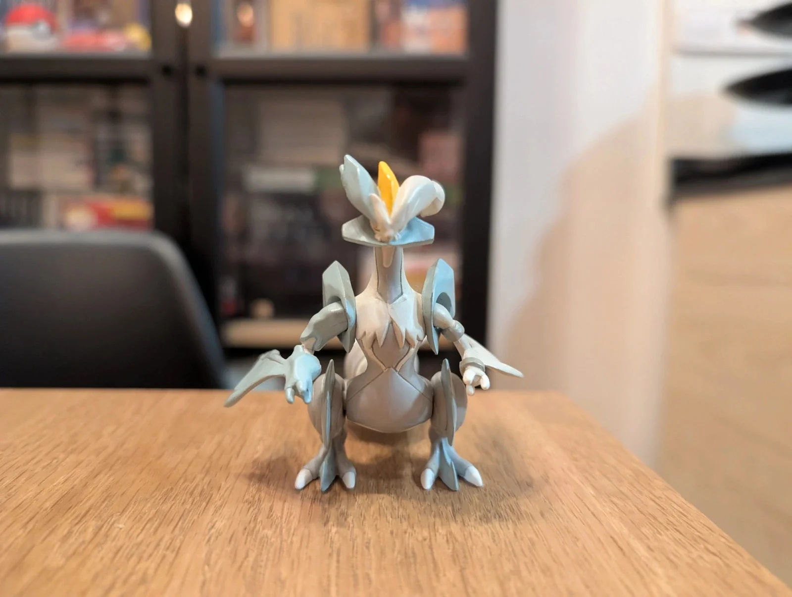 Pokémon Tomy Figurine White Kyurem
