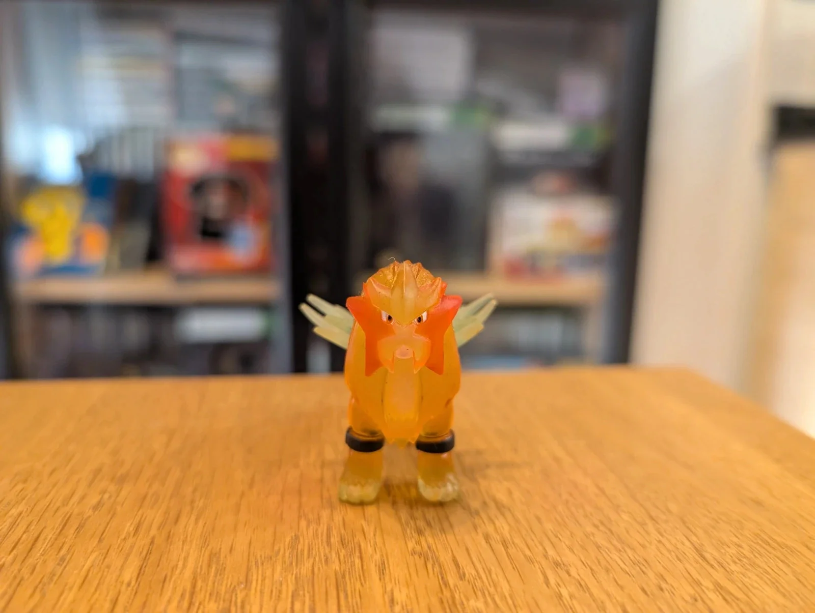 Pokémon Tomy figurine Entei clear