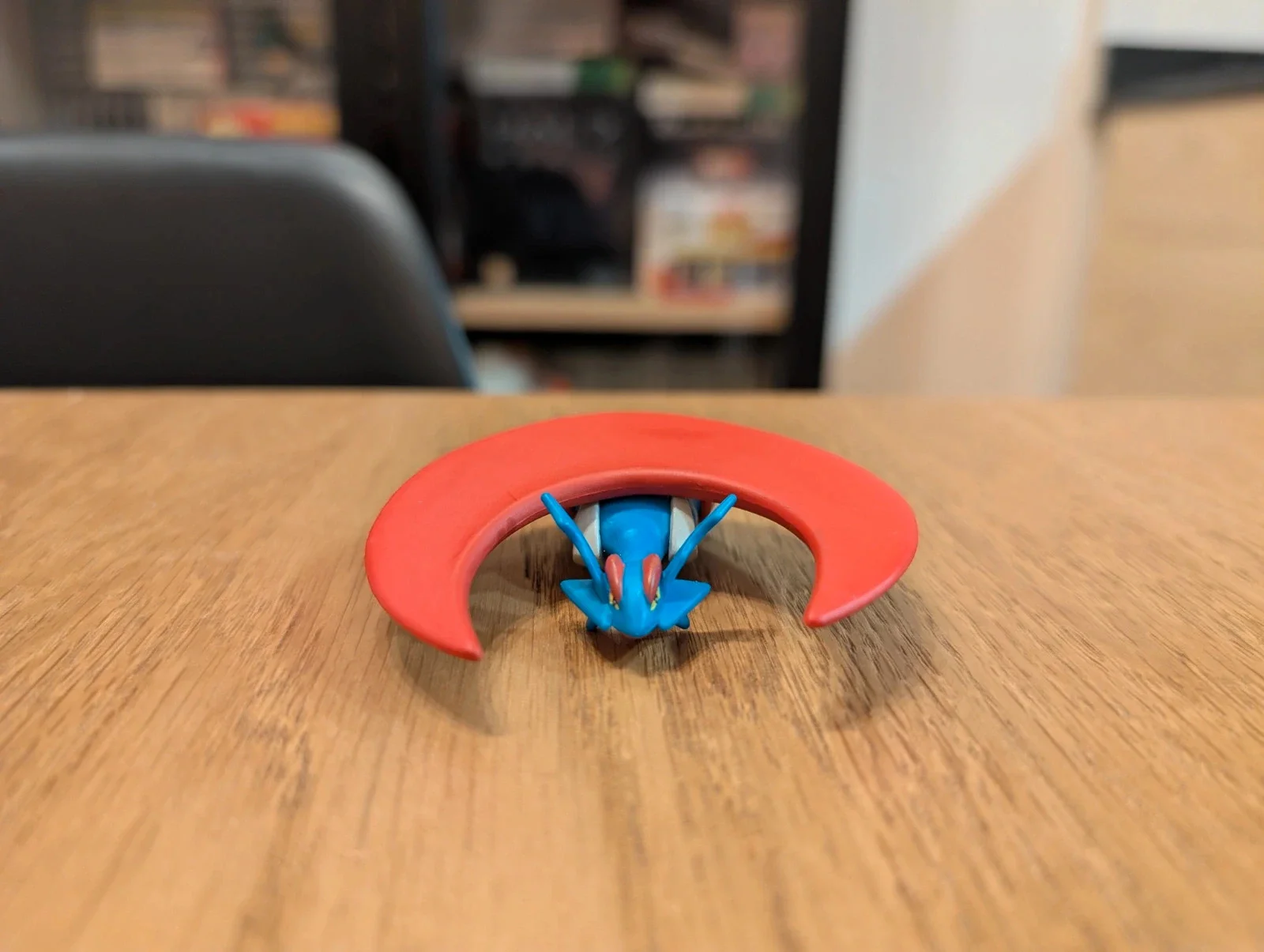 Pokémon Tomy Figurine Mega Salamence